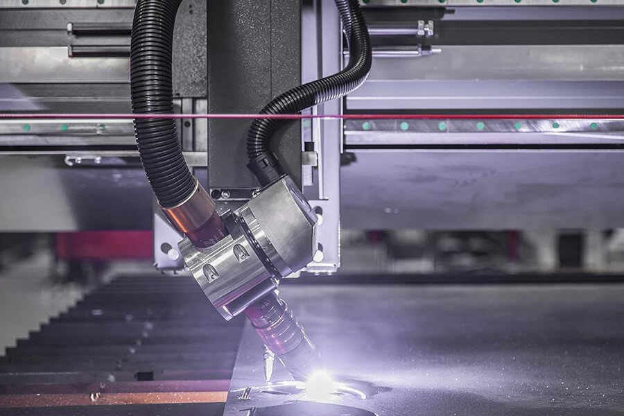 Gia công cơ khí chính xác bằng máy cắt Laser CNC